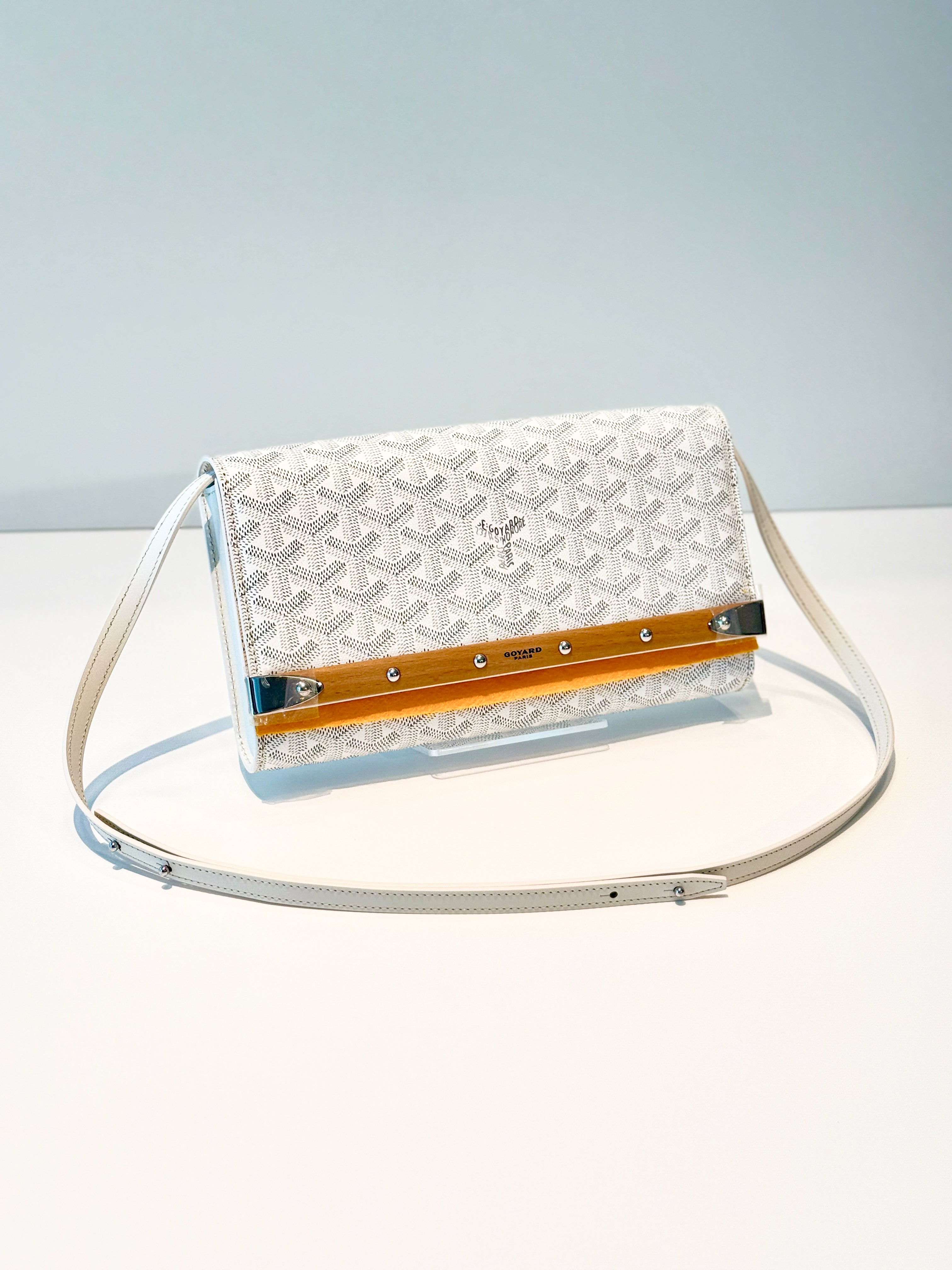 Goyard Monte Carlo PM Clutch - White