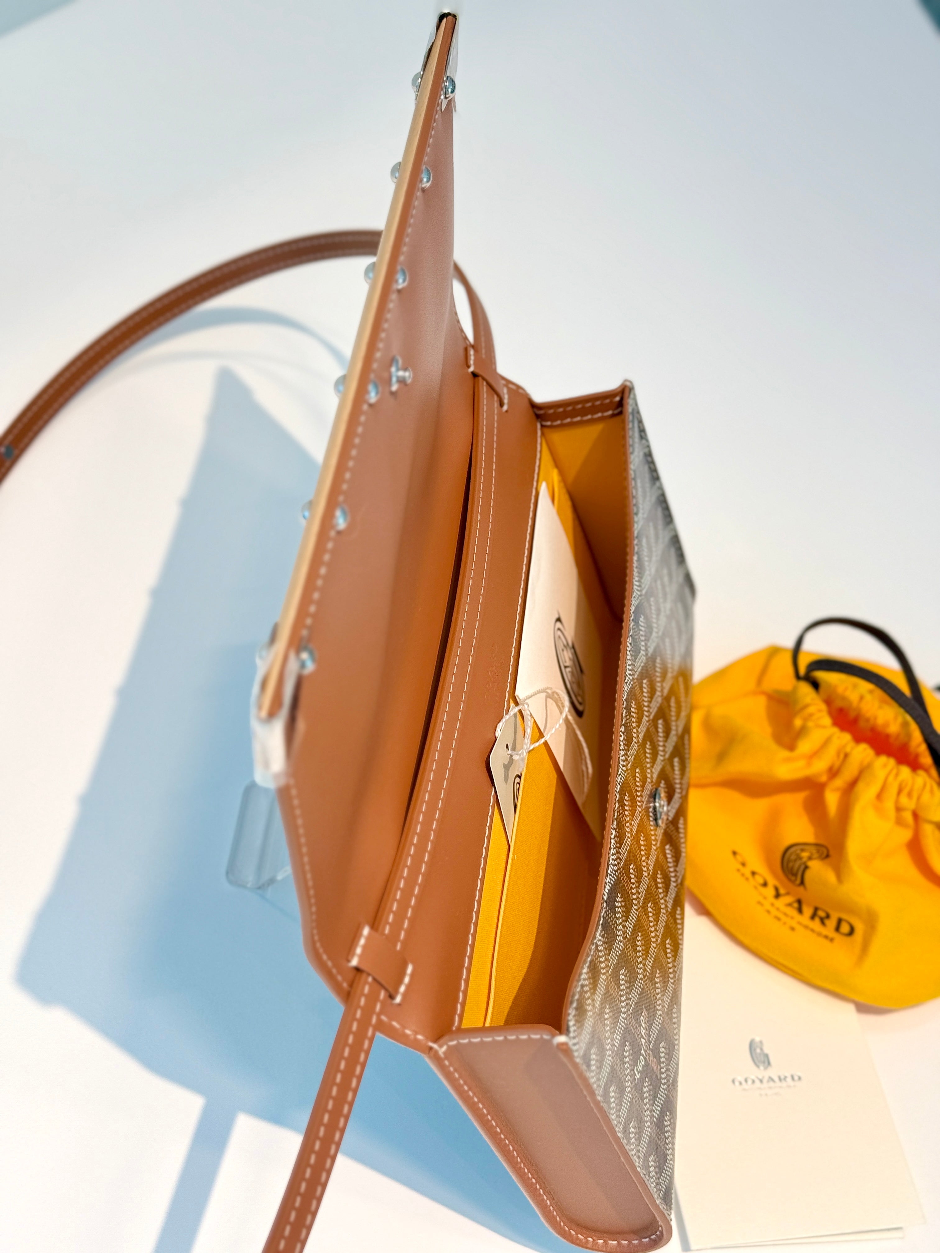 Goyard Monte Carlo PM Clutch - Tan