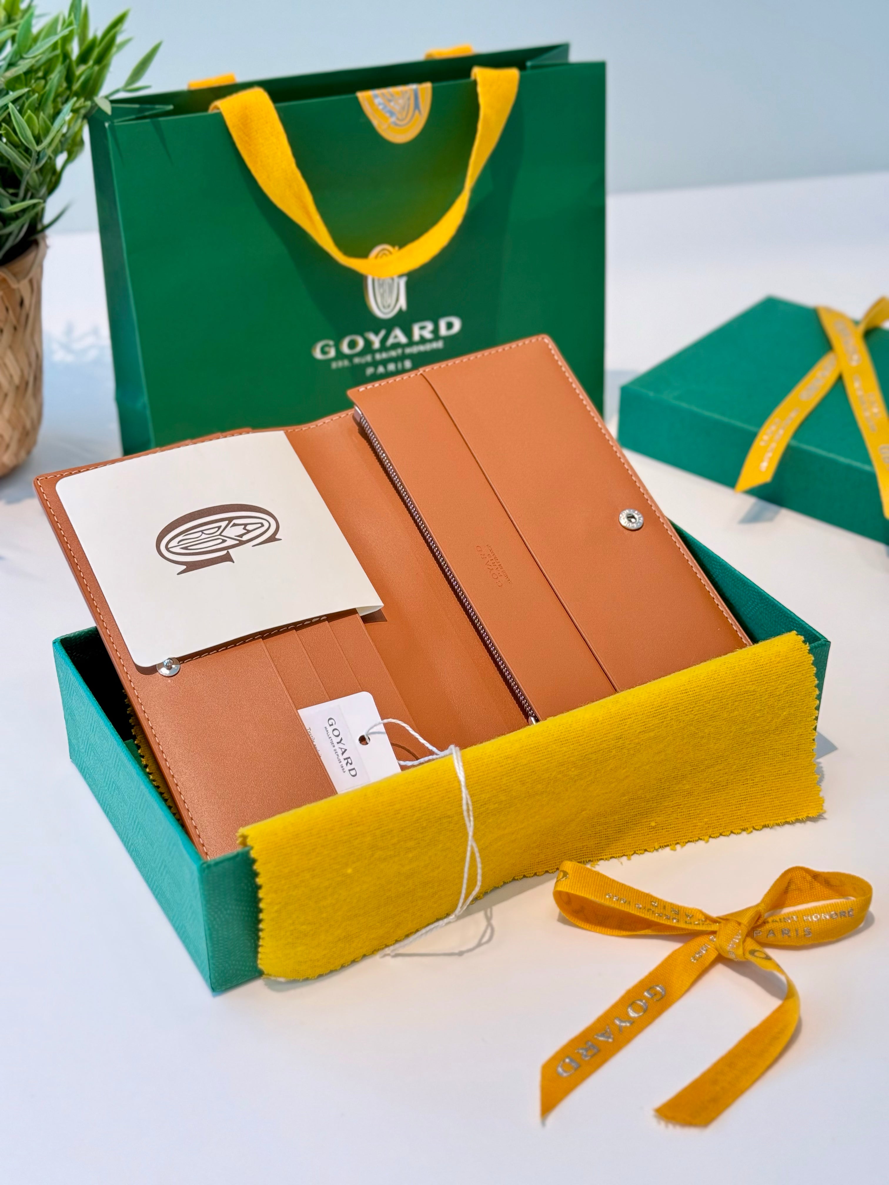 Goyard Richelieu Wallet - Tan