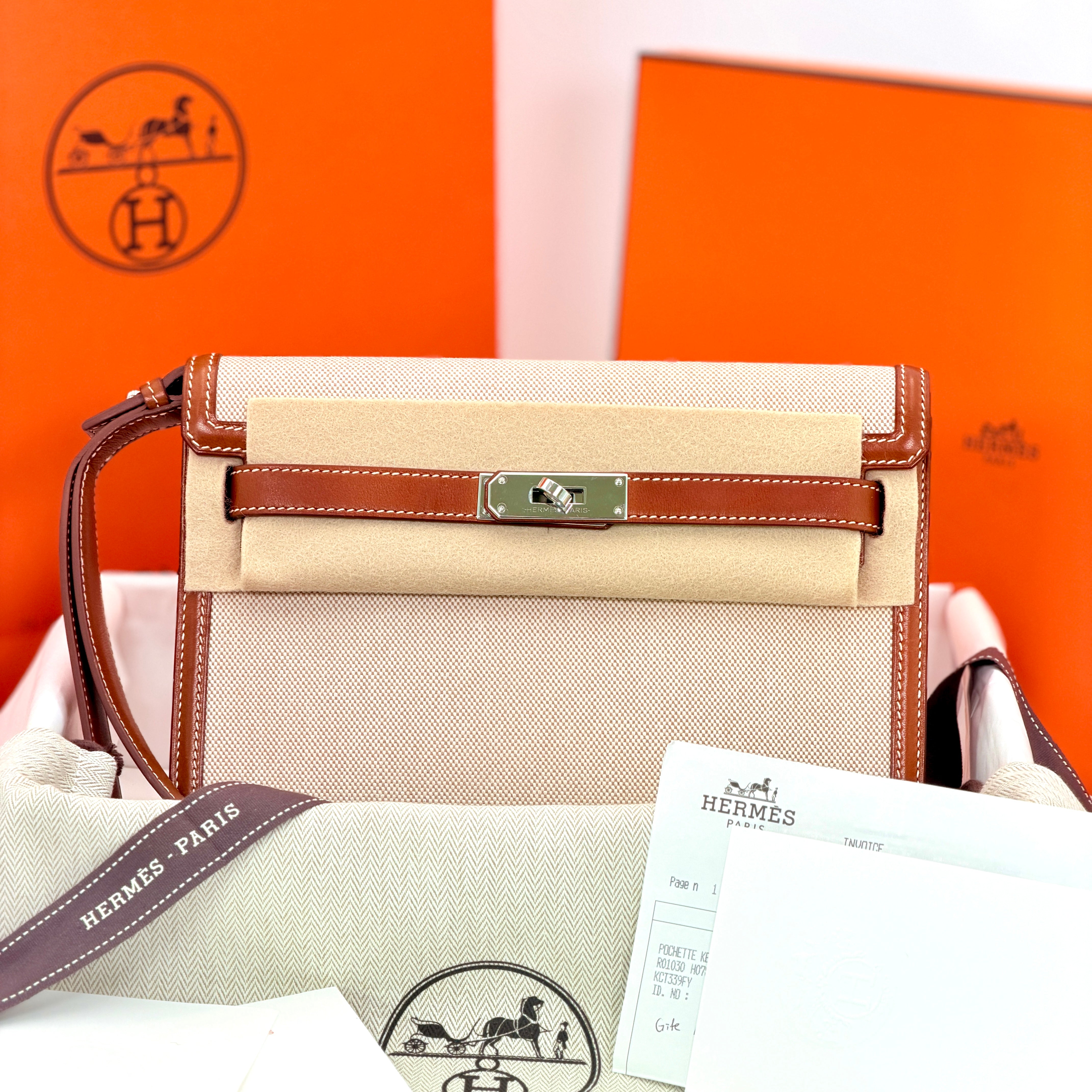 Hermès Kelly Depeches 25 Pouch Barenia Fauve Ecru Beige Toile H PHW (Discontinued Model)