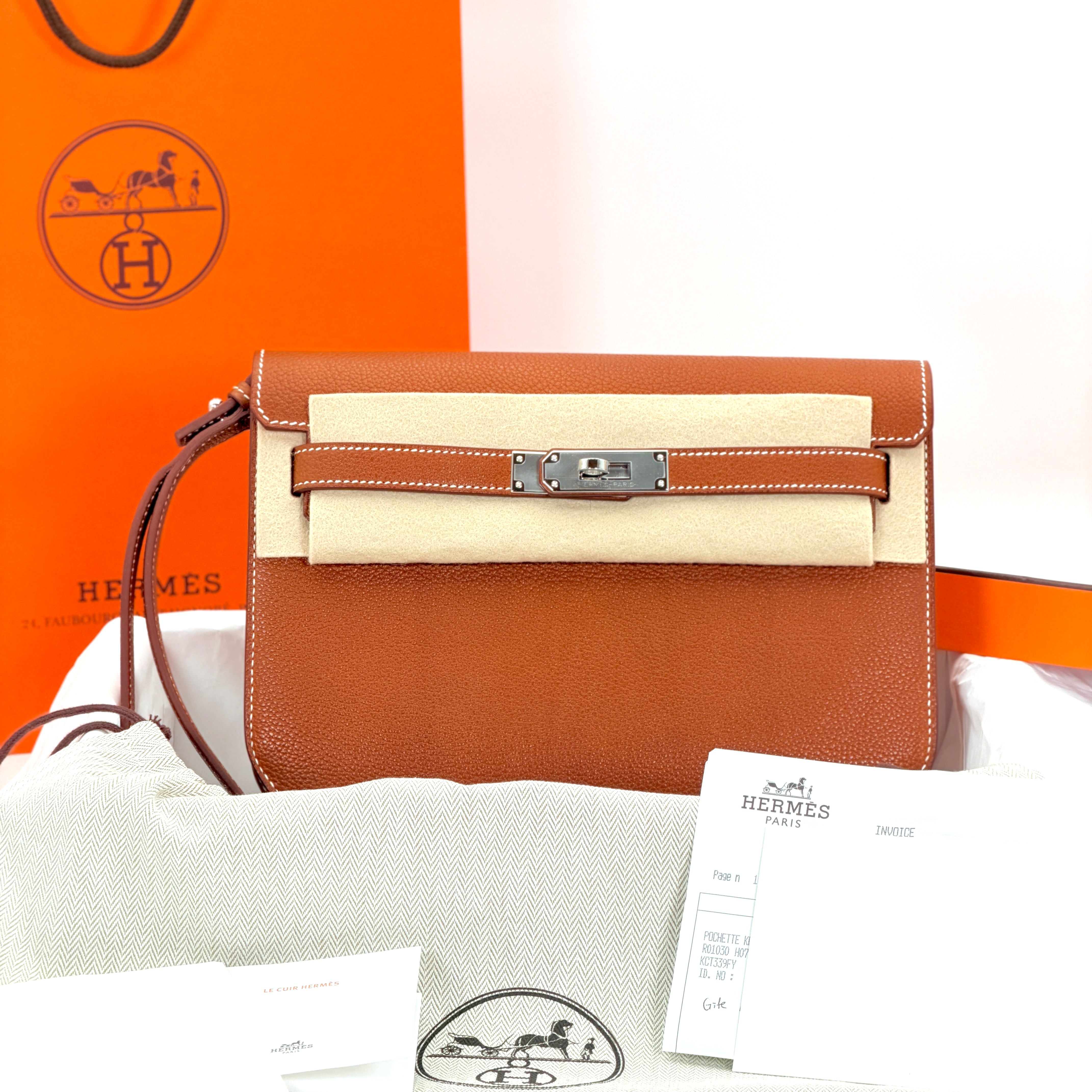 Hermès Kelly Depeches 25 Pouch Barenia Fauve PHW