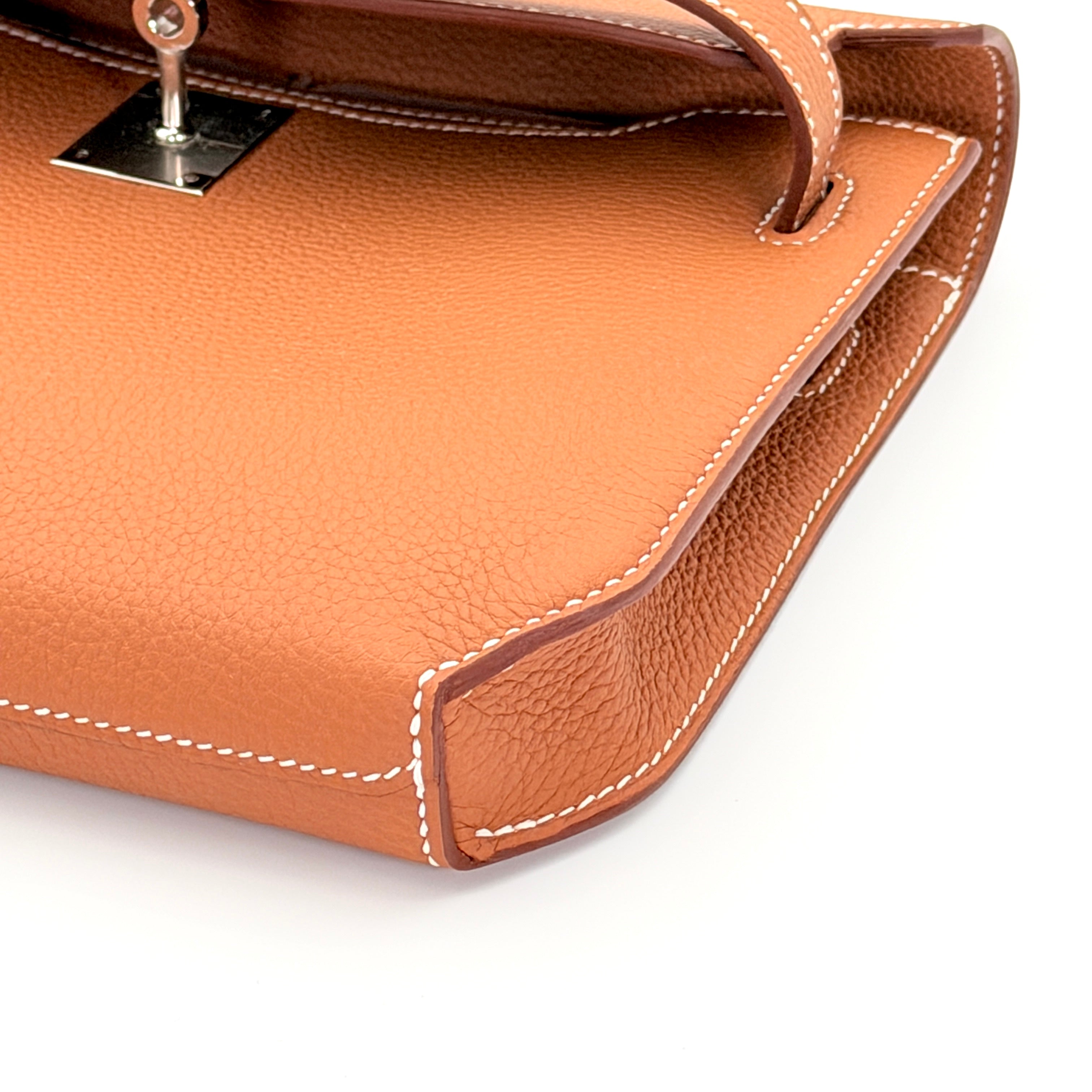 Hermès Kelly Depeches 25 Pouch Togo Gold PHW