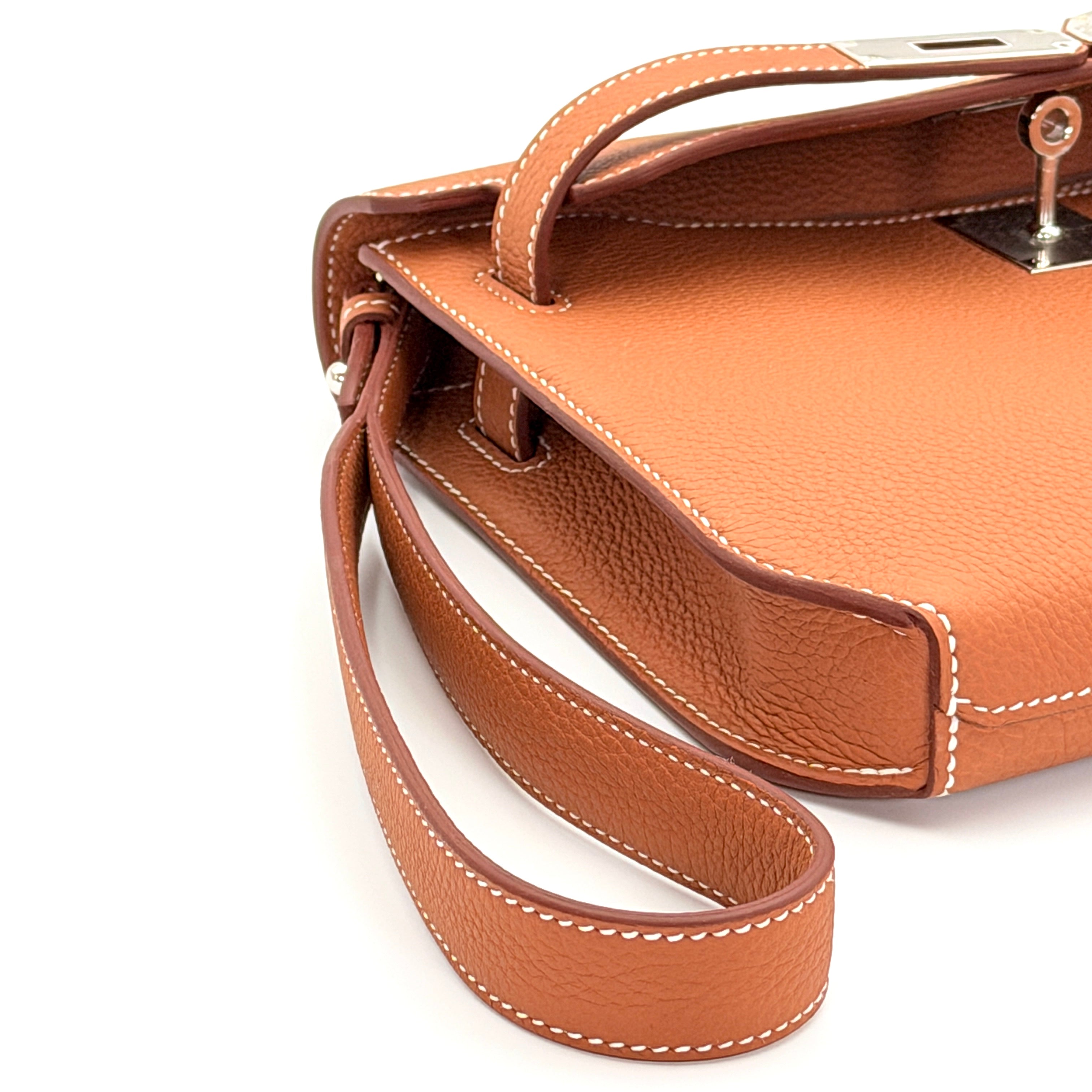 Hermès Kelly Depeches 25 Pouch Togo Gold PHW