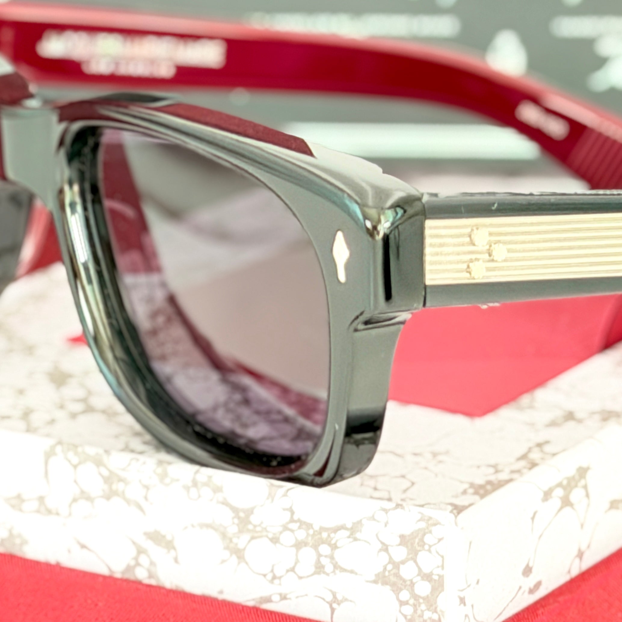 Jacques Marie Mage – Jeff Goldblum FLY – Bloodstone